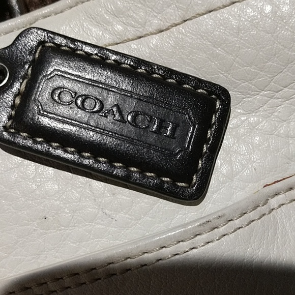 Matching coach purse and wallet OFFICIAL!! - Picture 3 of 8